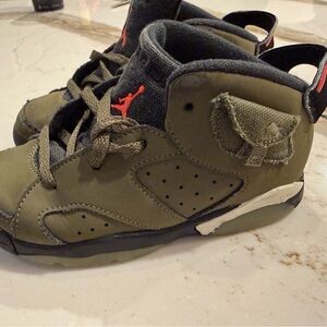 Jordan Kids Olive and Black Sneakers